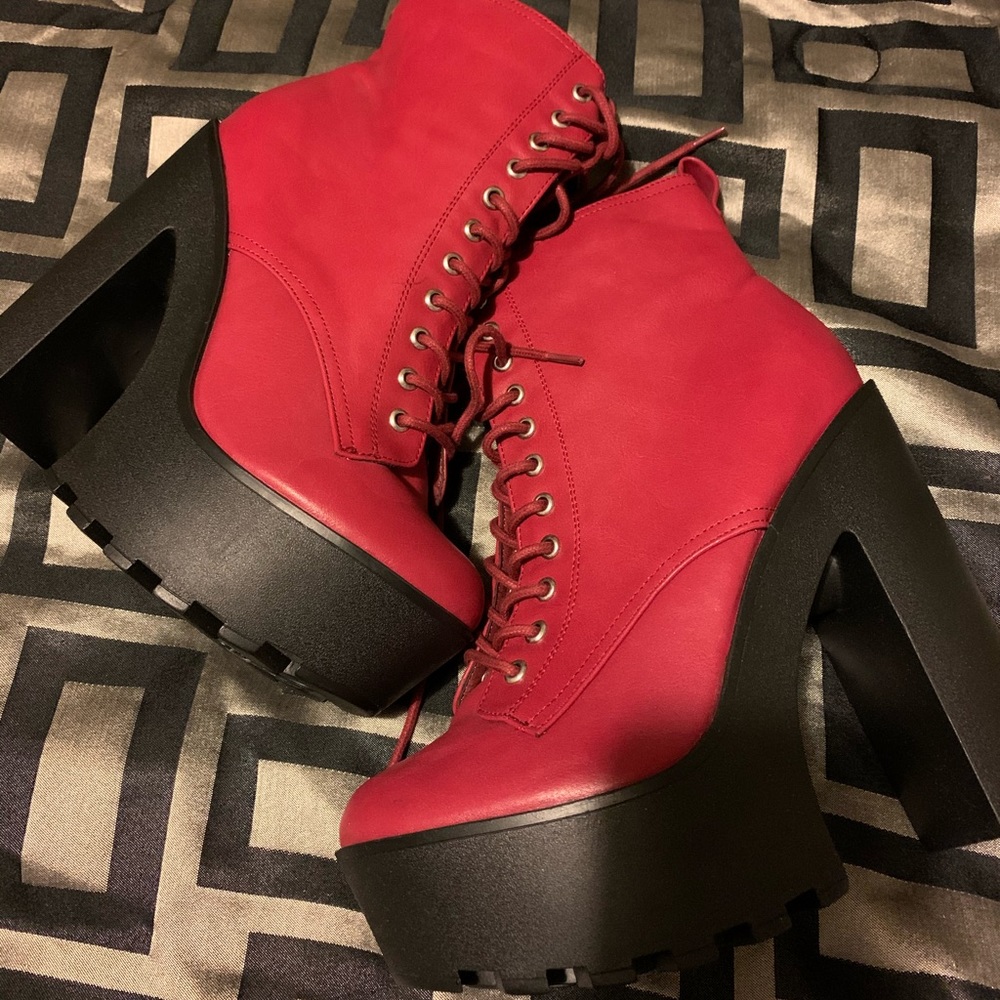 Platform Bootie (Brand New NEVER WORN)